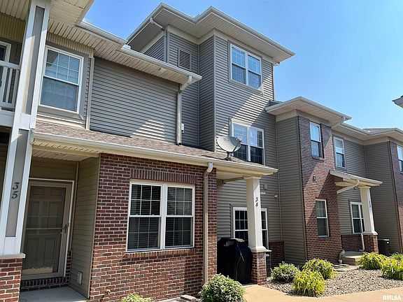 2nd image of 11217 Oakwood Dr #34