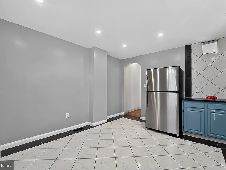 3445 Harwell Ave — Photo 10