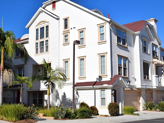 2nd image of 825 Harbor Cliff Way Unit 263