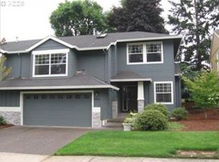 8762 NE Rockspring St, Hillsboro, OR 97006