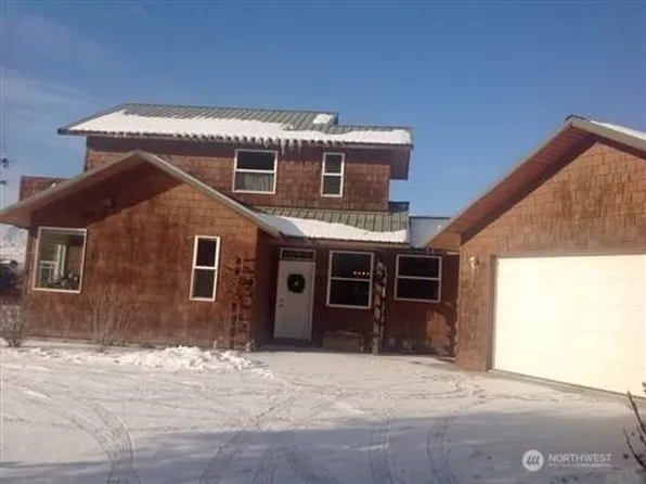 815 1/2 Bridge St S, Brewster, WA 98812