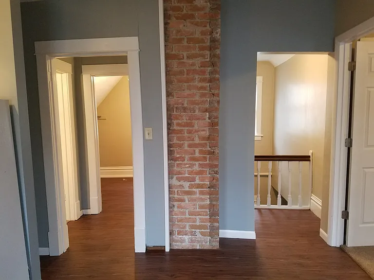 616 S 4th St — Photo 9