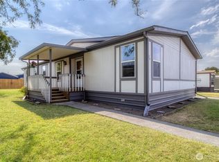 974 NE Chelan St, College Place, WA 99324