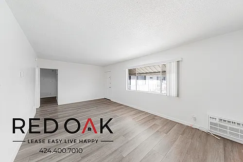 8720 Owensmouth Ave #9 Photo 1