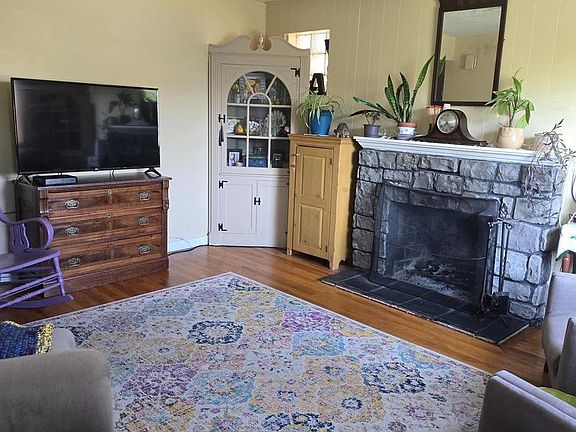 4th image of 4928 Mauretania Ave