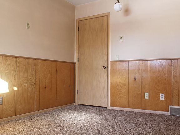 5th image of 3801 61st Ave N