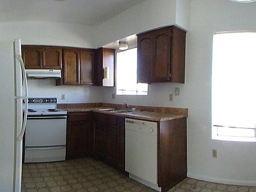 5th image of 7610 E Helen St