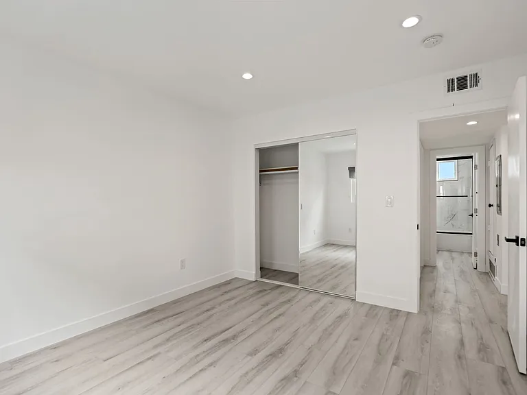 2034 S Garth Ave — Photo 59
