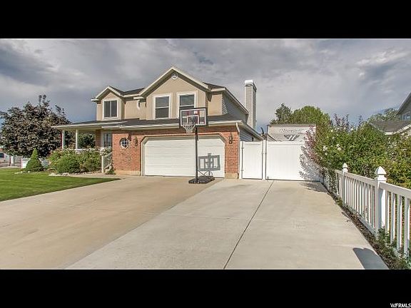 3rd image of 2440 N 1100th St E