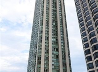 220 E Randolph St, Chicago, IL 60601