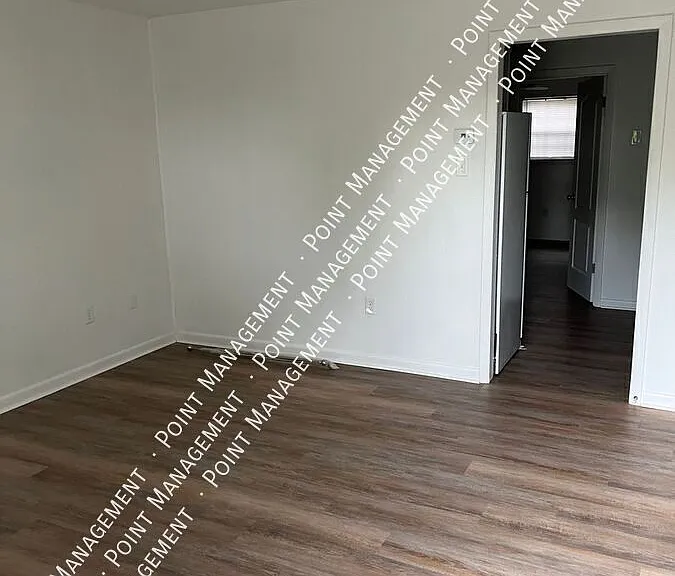 2363 Mountain View Ter SW #19 — Photo 2
