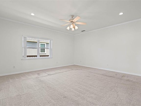 5th image of 41923 Bayou Rd