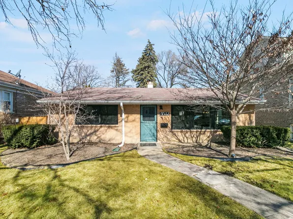 9512 Jefferson Ave, Brookfield, IL 60513