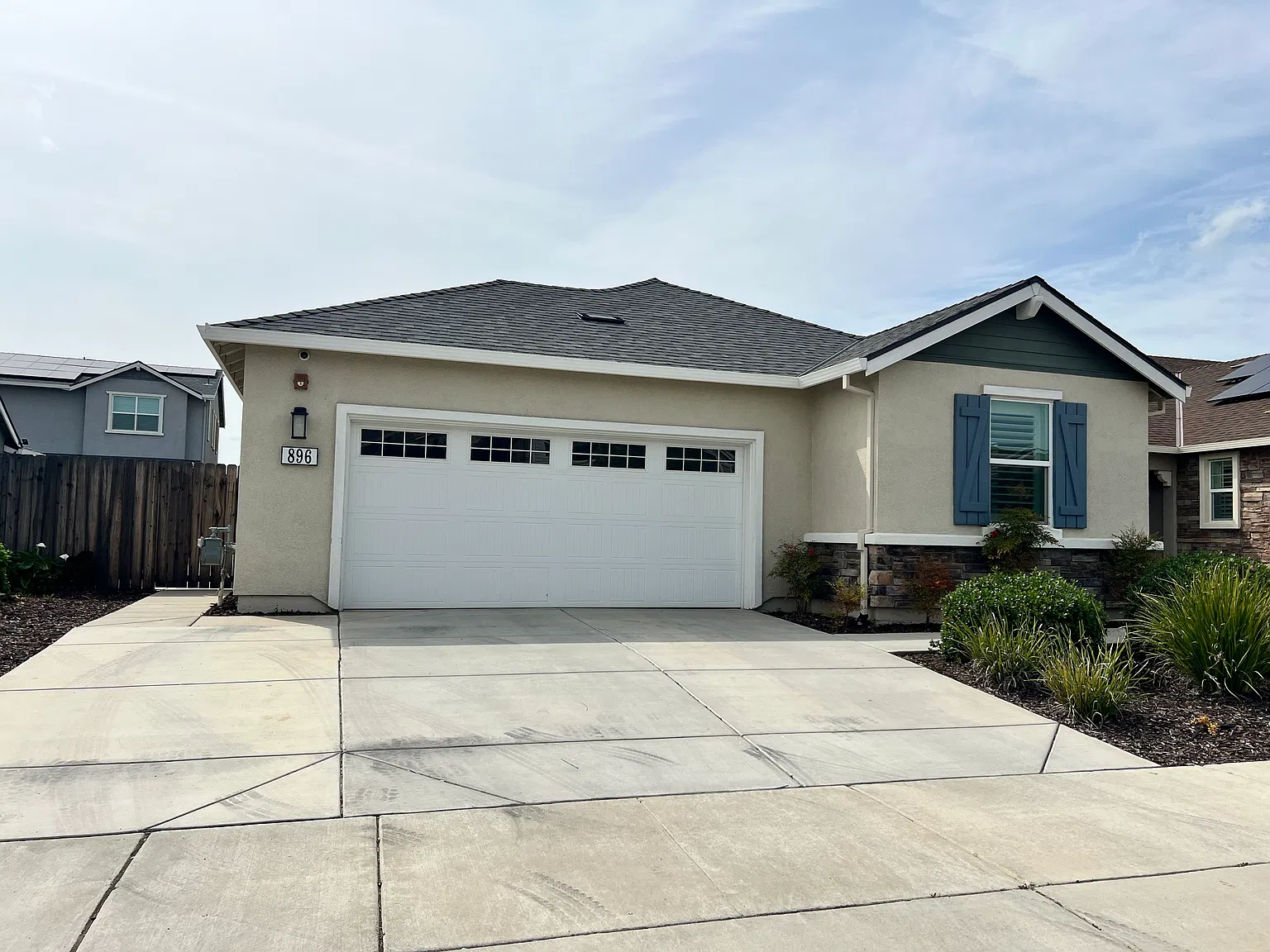 3 bed, 1780 sqft, $3,100 — Photo 1