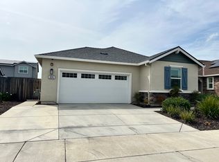 896 Wyatt Ln, Winters, CA 95694