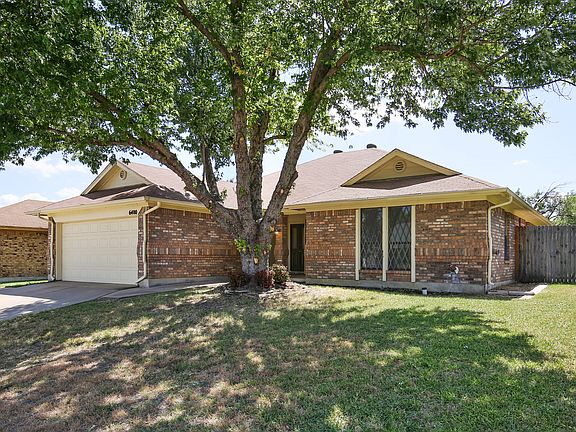 2nd image of 6400 Aires Dr
