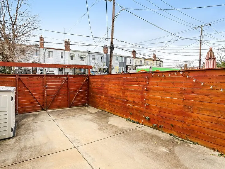 3351 Clay St NE — Photo 38
