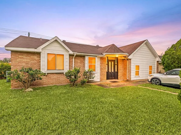 10719 Carvel Ln, Houston, TX 77072