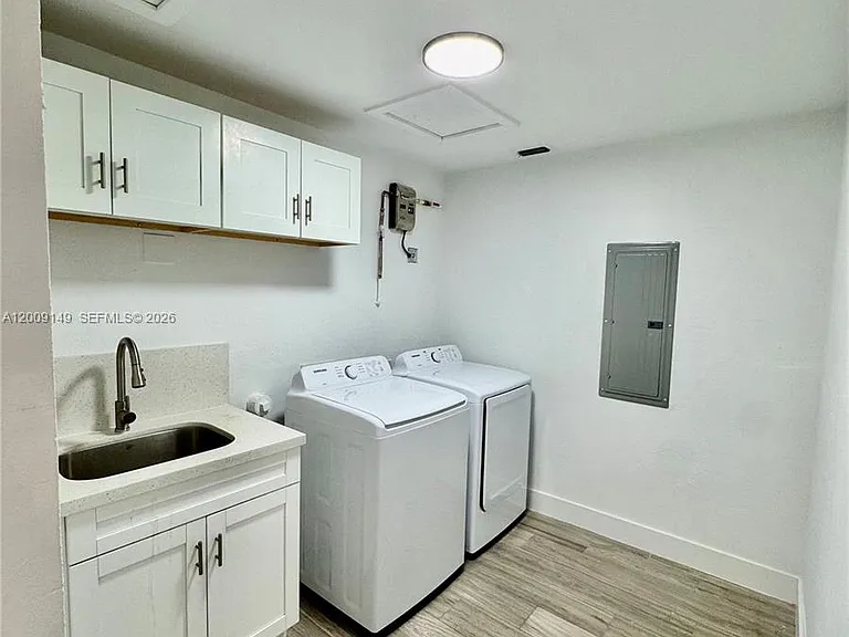 11770 SW 178th Ter — Photo 11