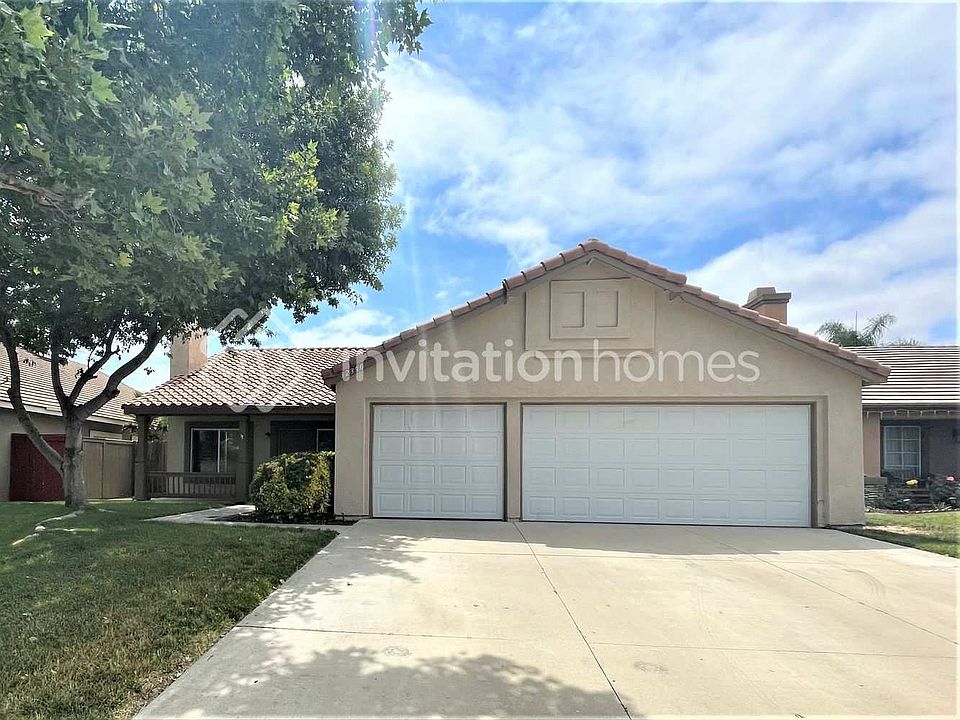 1st image of 32390 Ontario Way