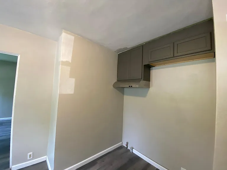 48 Windsor Dr — Photo 8