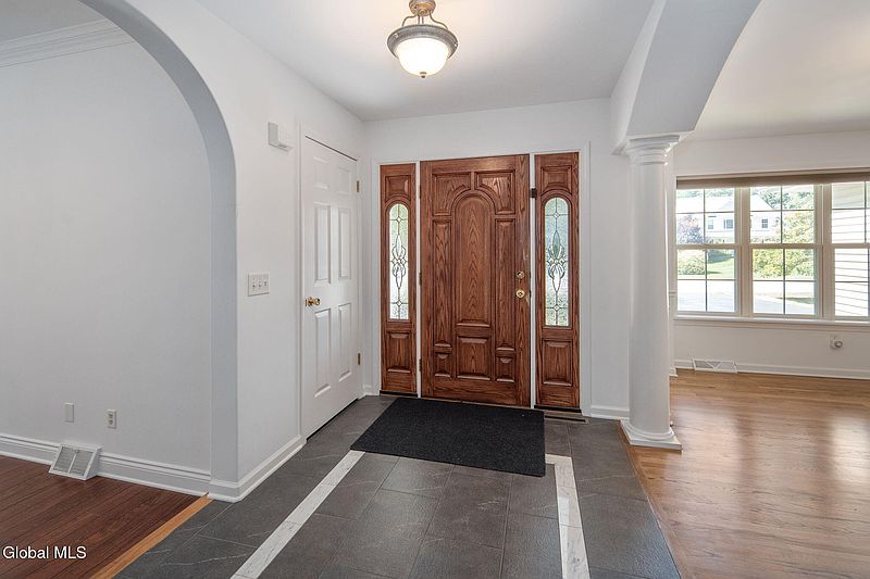 5th image of 325 Jatski Drive