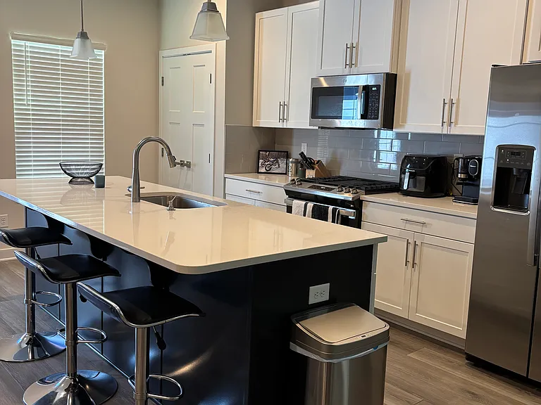 501 Nolan Cir — Photo 10