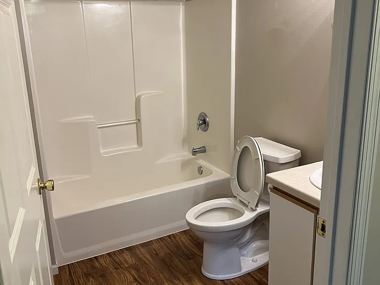 214 Meadowlark Ln #214B — Photo 12