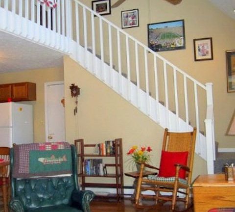 2nd image of 136 Kellwood Dr