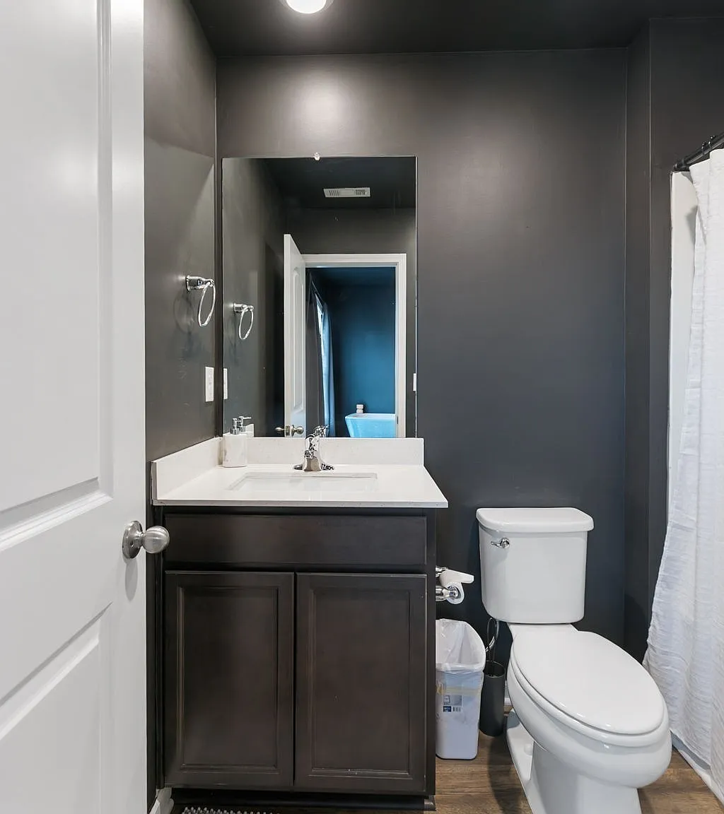 2 bed, 1277 sqft, $1,750 — Photo 4