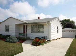 2407 Loraine Ave, Racine, WI 53404