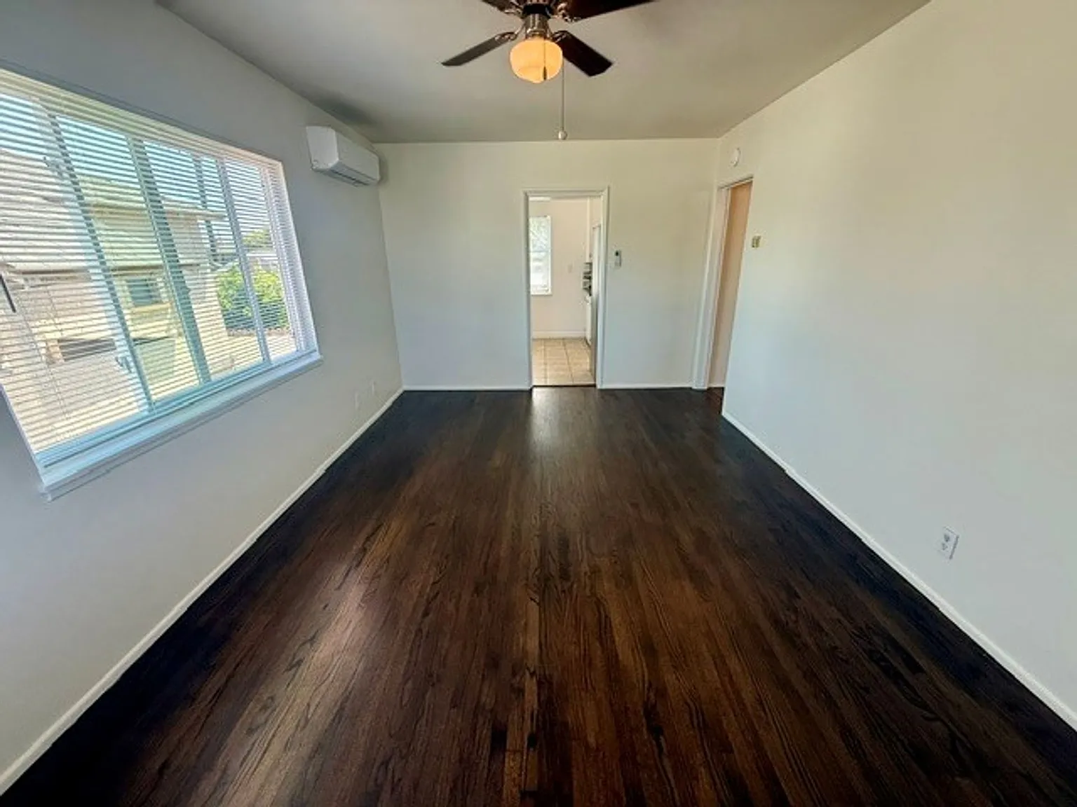 480 Almond Ave — Photo 2