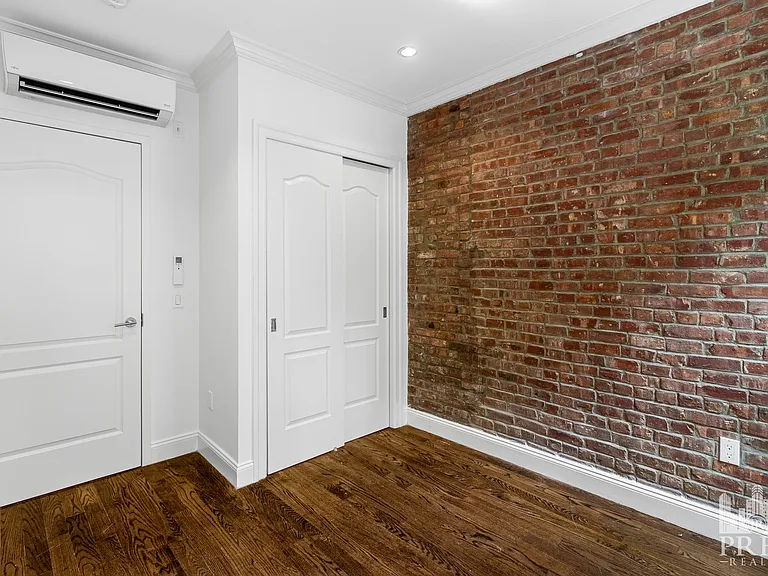 506 E 84th St #2R — Photo 5