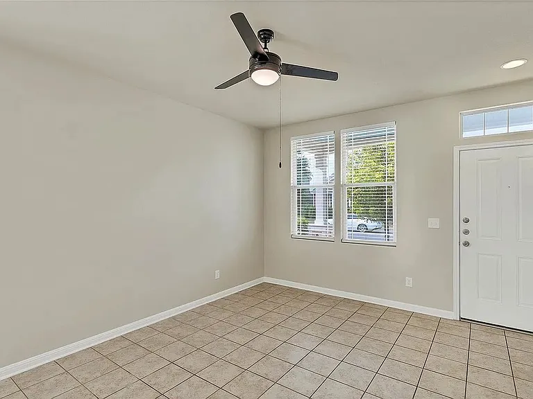 334 Newberry Main Cv — Photo 25