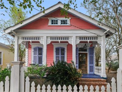 4925 Laurel St, New Orleans, LA, 70115