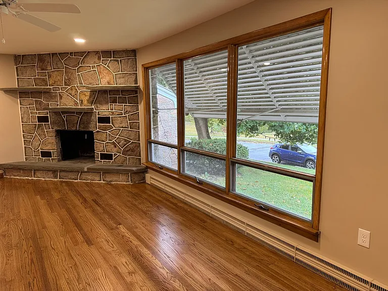 1035 Ridge Ave — Photo 21