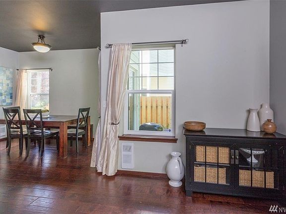 4th image of 10589 NE Kingston Meadows Cir #29-3