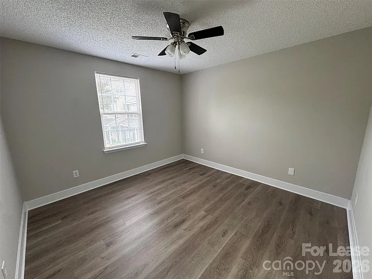 3251 Blythe Ridge Ct — Photo 14