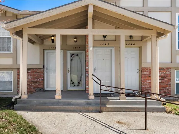 1444 NW 64th Ter, Kansas City, MO 64118