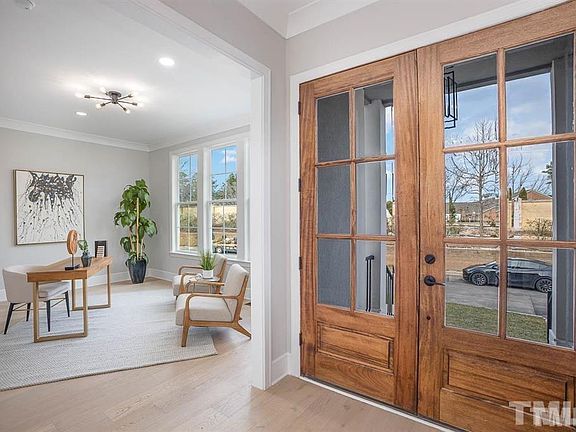 5th image of 31 Treviso Pl #0