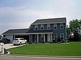 820 Woodrow St, Denmark, WI 54208