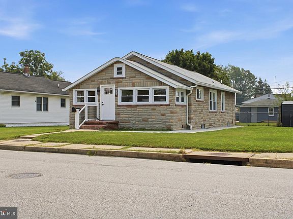2nd image of 619 Dorsey Ave