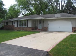 S69W13597 Bristlecone Ln, Muskego, WI 53150
