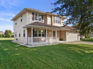 709 Racetrack Rd, Stoughton, WI 53589
