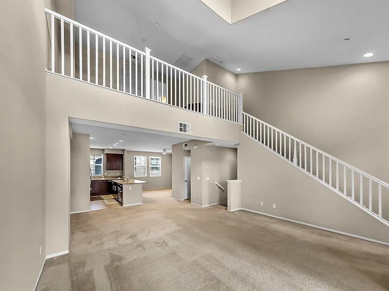 1870 Gladys Ave #107 — Photo 33