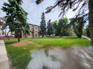 9238 110a Ave NW, Edmonton, AB T5H1J4