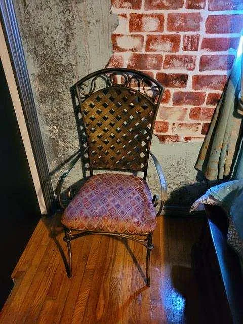 2 bed, 1000 sqft, $1,795 — Photo 3