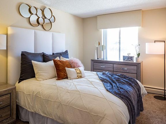 4th image of 1769 Coronado Pkwy N #107
