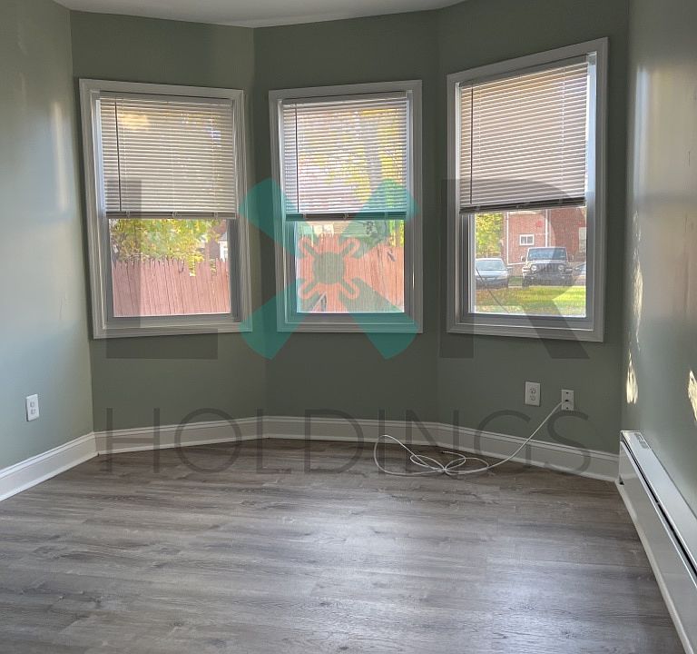1st image of 122 Main St APT A