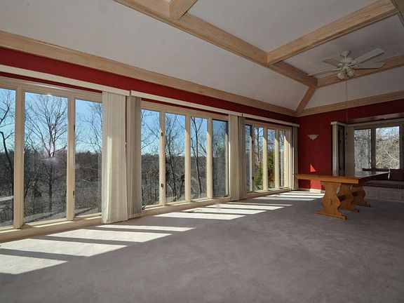 5th image of 1324 Navajo Ct